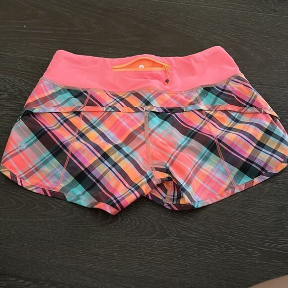 Lululemon coral plaid speed shorts sz 2 EUC - Picture 3 of 5